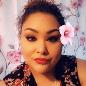 Meet your Posher, Perla